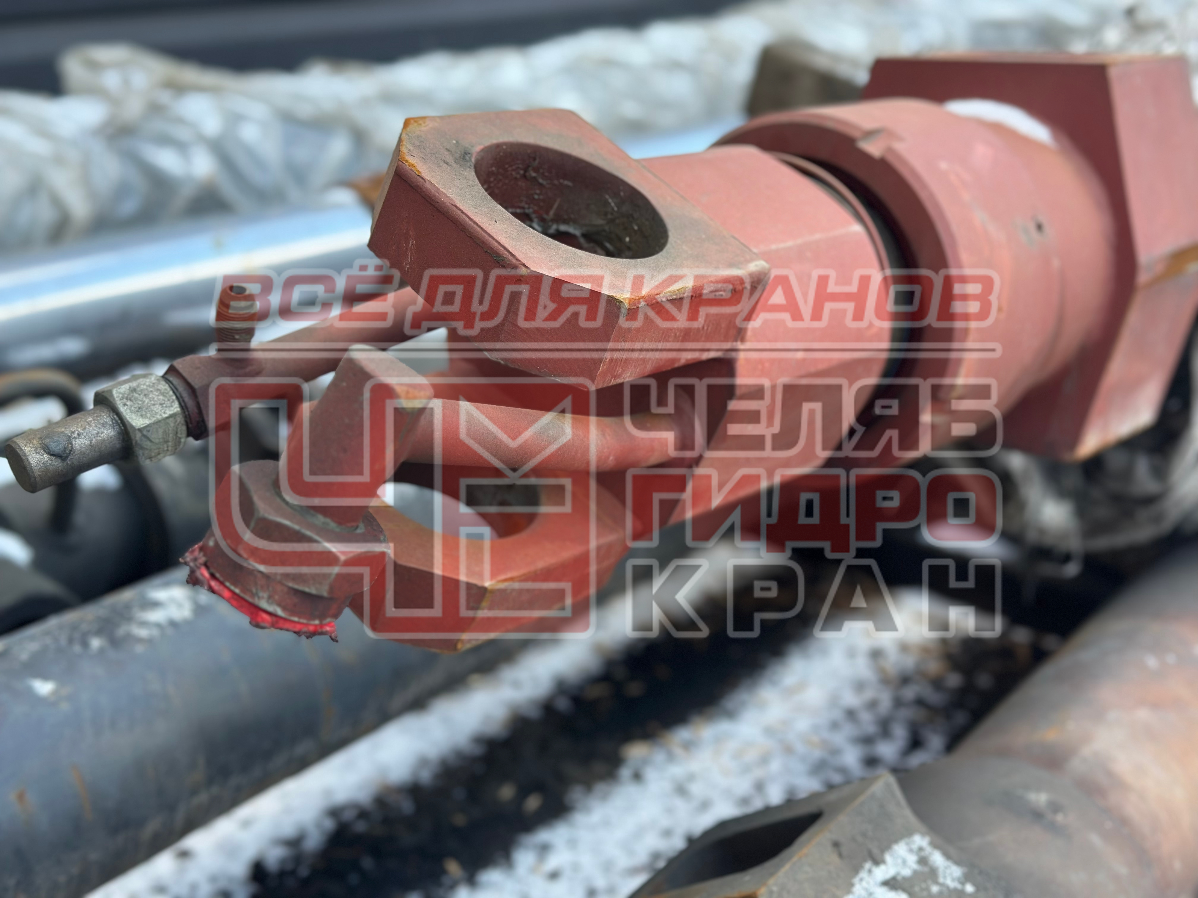 Гидроцилиндр выдвижения секций стрелы ГЦ-150.125х7475